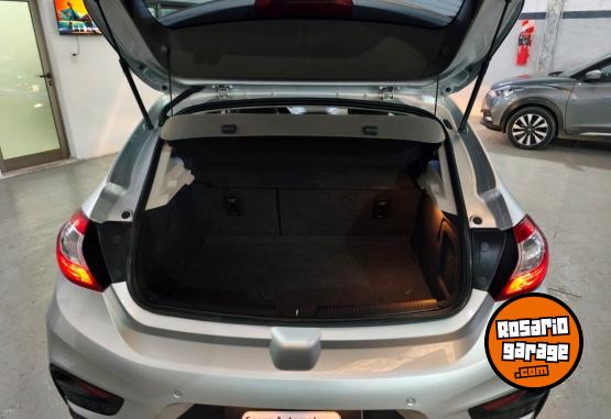 Autos - Chevrolet CRUZE LTZ MT 5P 2017 Nafta 145000Km - En Venta