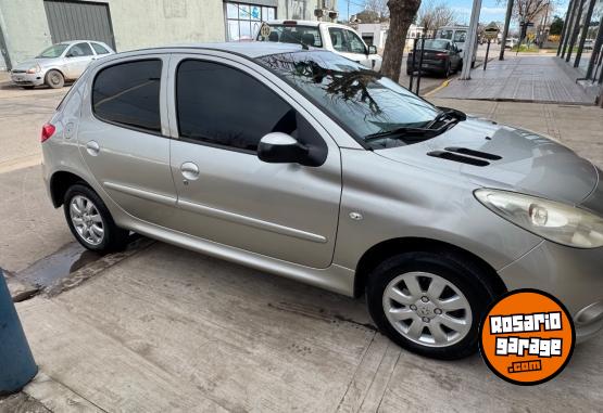 Autos - Peugeot 207 compact 2009 Nafta 146000Km - En Venta