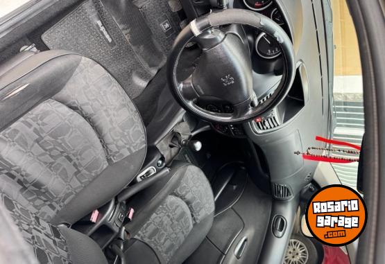 Autos - Peugeot 207 compact 2009 Nafta 146000Km - En Venta