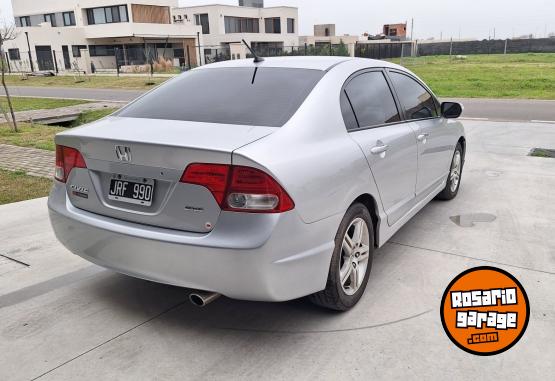 Autos - Honda Civic 2011 Nafta 237000Km - En Venta