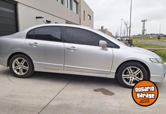 Autos - Honda Civic 2011 Nafta 237000Km - En Venta
