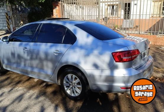 Autos - Volkswagen Vento 2015 Nafta 144000Km - En Venta