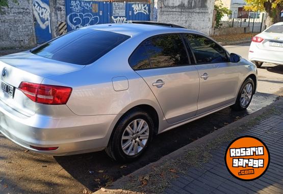 Autos - Volkswagen Vento 2015 Nafta 144000Km - En Venta