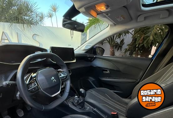 Autos - Peugeot 208 2022 Nafta 38000Km - En Venta