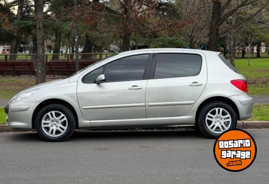 Autos - Peugeot 307 2011 Nafta 123000Km - En Venta