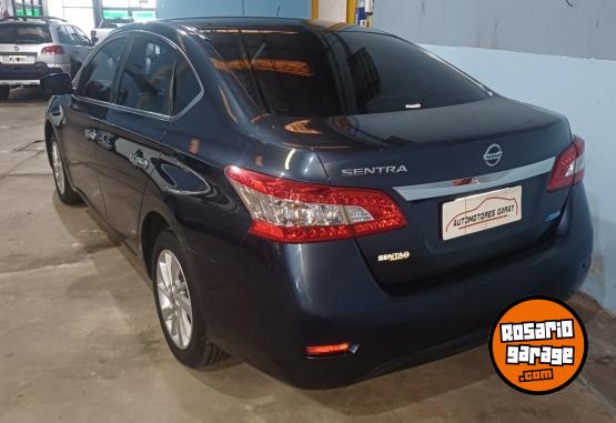 Autos - Nissan Sentra 2015 Nafta 130000Km - En Venta