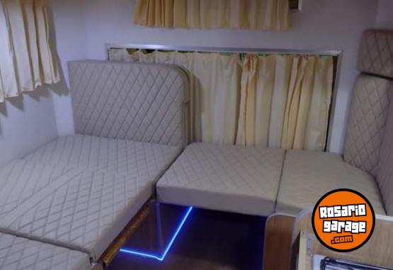 Utilitarios - Ford Transit 2017 Diesel 69000Km - En Venta