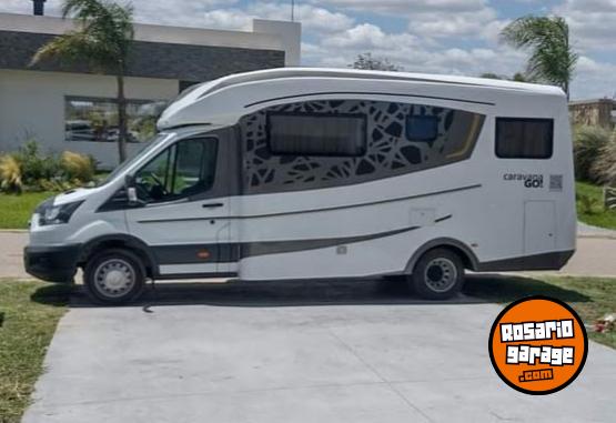 Utilitarios - Ford Transit 2017 Diesel 69000Km - En Venta