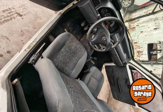 Autos - Fiat Uno Fire 2004 Nafta 151000Km - En Venta