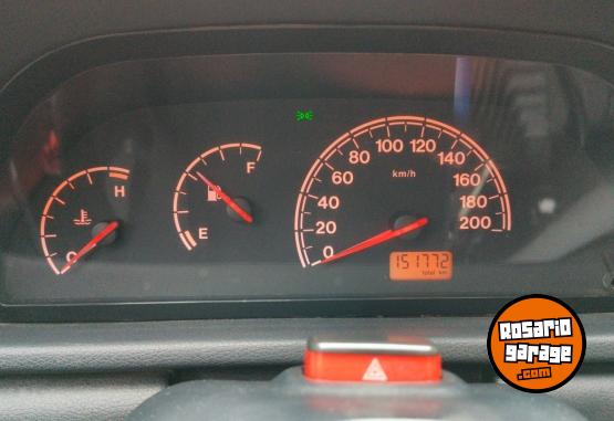 Autos - Fiat Uno Fire 2004 Nafta 151000Km - En Venta