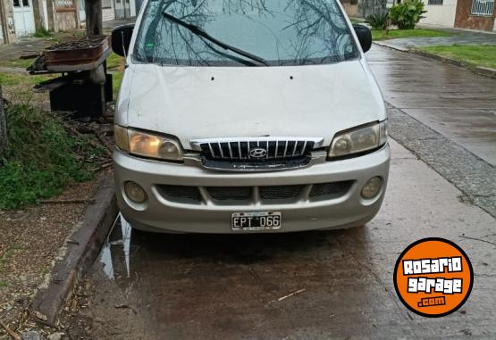 Utilitarios - Hyundai H1-svx 2005 Diesel 300000Km - En Venta
