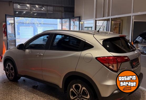 Autos - Honda HRV EX 2016 Nafta 109000Km - En Venta