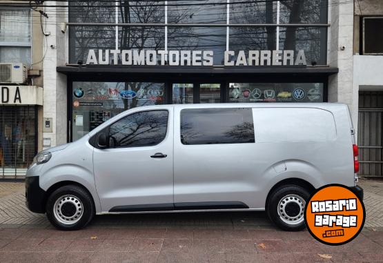 Utilitarios - Peugeot Expert 2019 Diesel 95000Km - En Venta