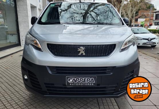 Utilitarios - Peugeot Expert 2019 Diesel 95000Km - En Venta