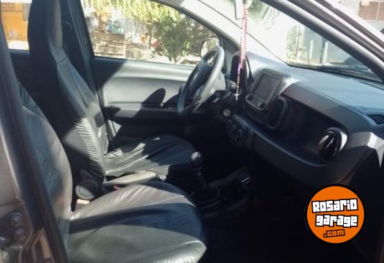 Autos - Fiat Mobi 2024 Nafta 6000Km - En Venta