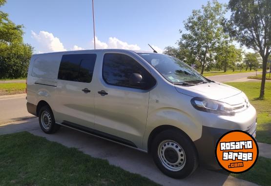 Utilitarios - Citroen Jumpy 2019 Diesel 196000Km - En Venta