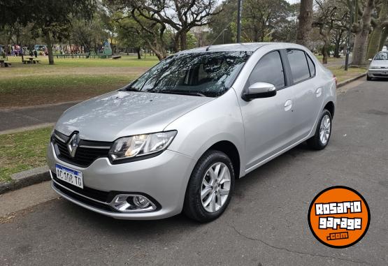 Autos - Renault Logan 2017 Nafta 81000Km - En Venta