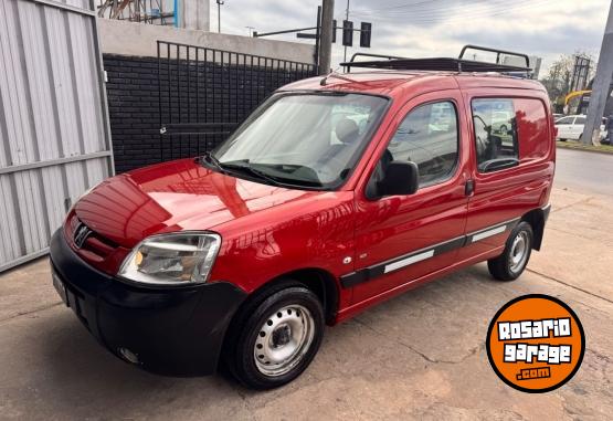Utilitarios - Peugeot Partner 2012 Diesel 160000Km - En Venta