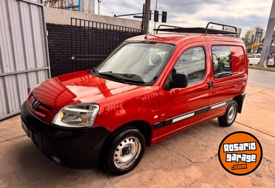 Utilitarios - Peugeot Partner 2012 Diesel 160000Km - En Venta