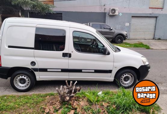 Utilitarios - Citroen Berlingo furgón Mixto 2021 Diesel 113000Km - En Venta