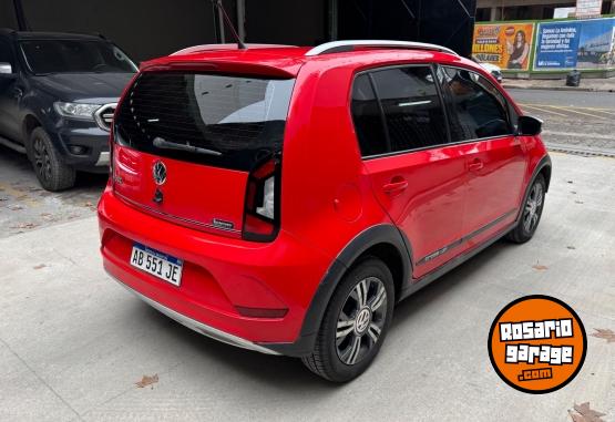 Autos - Volkswagen Up Cross 2017 Nafta 103000Km - En Venta
