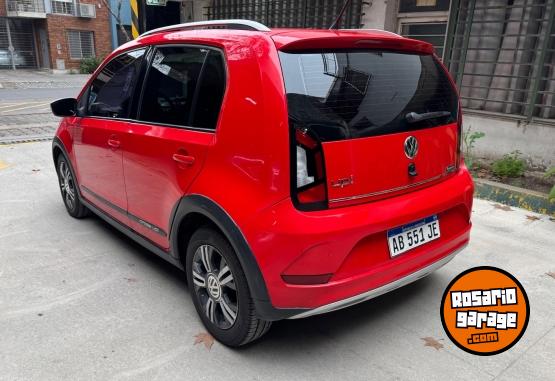 Autos - Volkswagen Up Cross 2017 Nafta 103000Km - En Venta