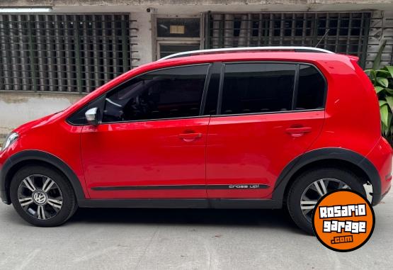 Autos - Volkswagen Up Cross 2017 Nafta 103000Km - En Venta