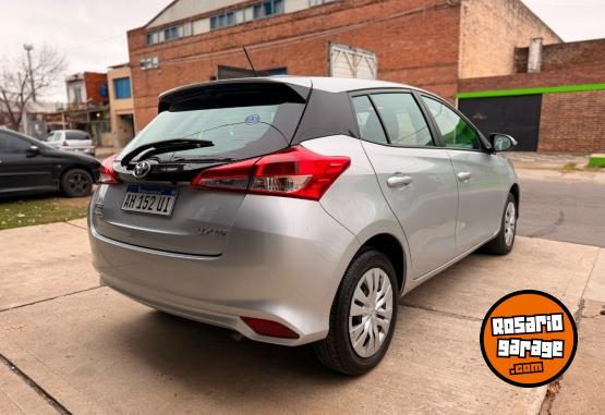 Autos - Toyota Yaris XS 1.5 CVT 2025 Nafta 7800Km - En Venta