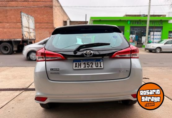 Autos - Toyota Yaris XS 1.5 CVT 2025 Nafta 7800Km - En Venta
