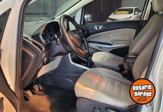 Autos - Ford TITANIUN 2017 GNC 157000Km - En Venta