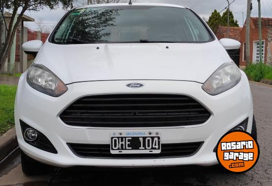 Autos - Ford Fiesta Kinetic Desing S 2014 Nafta 68000Km - En Venta