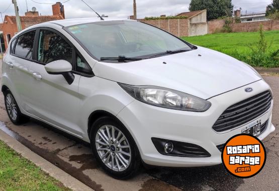 Autos - Ford Fiesta Kinetic Desing S 2014 Nafta 68000Km - En Venta