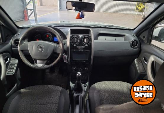 Autos - Renault DUSTER 2018 Nafta 83500Km - En Venta