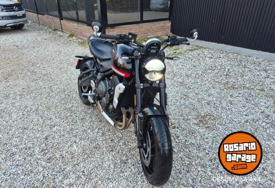 Motos - Triumph TRIDENT 2021 Nafta 15000Km - En Venta