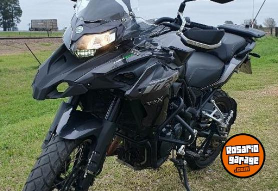 Motos - Benelli Trk 502x 2025 Nafta 8000Km - En Venta