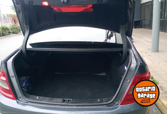 Autos - Mercedes Benz C 200 Kompressor 2009 Nafta 240000Km - En Venta