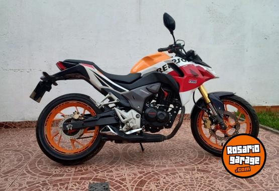 Motos - Honda CB 190 REPSOL 2017 Nafta 23000Km - En Venta
