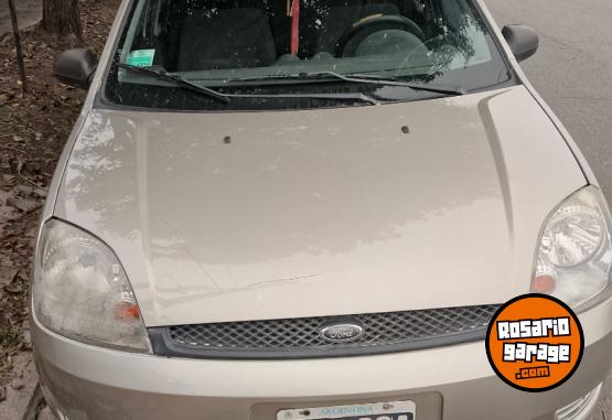Autos - Ford Fiesta max 2006 GNC 150000Km - En Venta