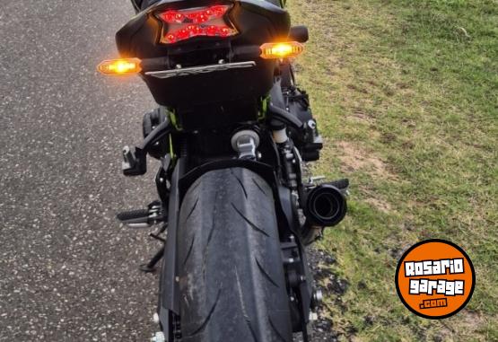 Motos - Kawasaki z900 2023 Nafta 13600Km - En Venta