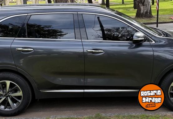 Camionetas - Kia Sorento 2019 Diesel 225000Km - En Venta