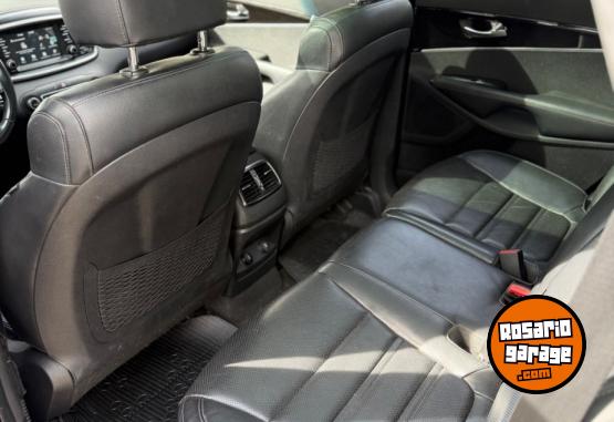 Camionetas - Kia Sorento 2019 Diesel 225000Km - En Venta