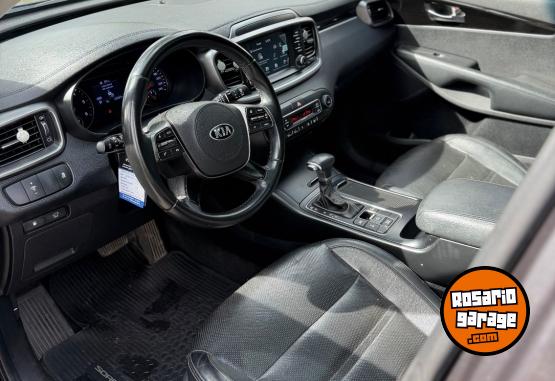 Camionetas - Kia Sorento 2019 Diesel 225000Km - En Venta