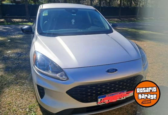 Camionetas - Ford Kuga Hibrida 2021 Electrico / Hibrido 140000Km - En Venta