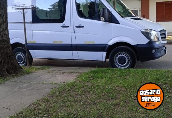 Utilitarios - Mercedes Benz Sprinter 411 2018 Diesel 160000Km - En Venta