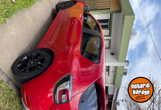 Autos - Renault Sandero RS 2017 Nafta 76000Km - En Venta