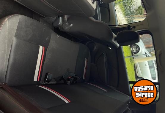 Autos - Renault Sandero RS 2017 Nafta 76000Km - En Venta