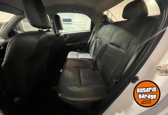 Autos - Toyota ETIOS PLATINIUM 2014 Nafta 144000Km - En Venta