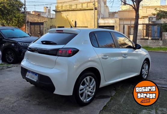 Autos - Peugeot 208 avtive tiptronic 2022 Nafta 45000Km - En Venta