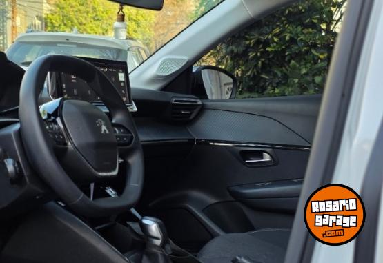 Autos - Peugeot 208 avtive tiptronic 2022 Nafta 45000Km - En Venta