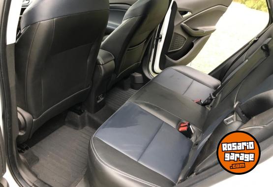 Autos - Chevrolet Tracker Premier Full 2021 Nafta 29706Km - En Venta